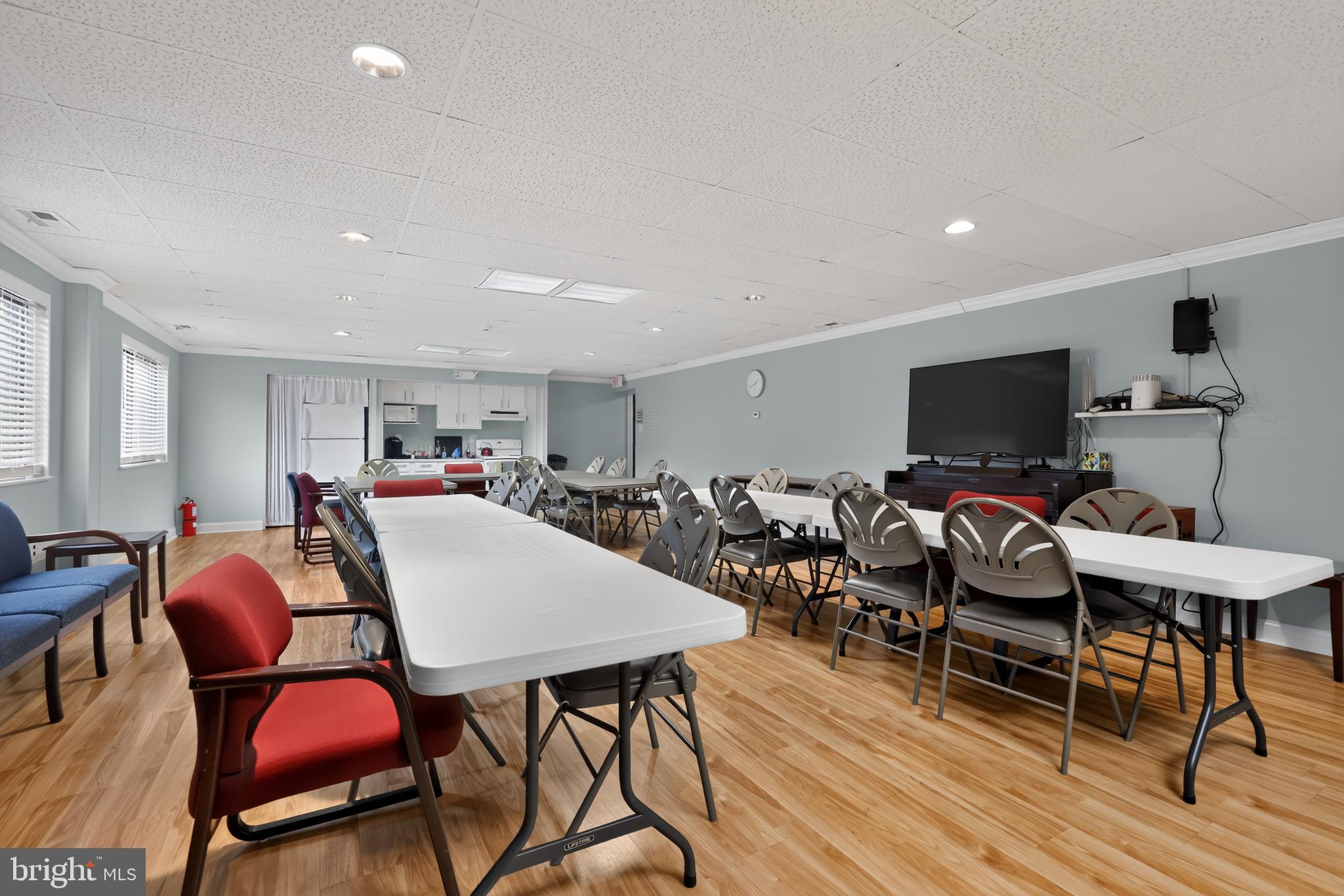 HOLLY HOUSE - Residential