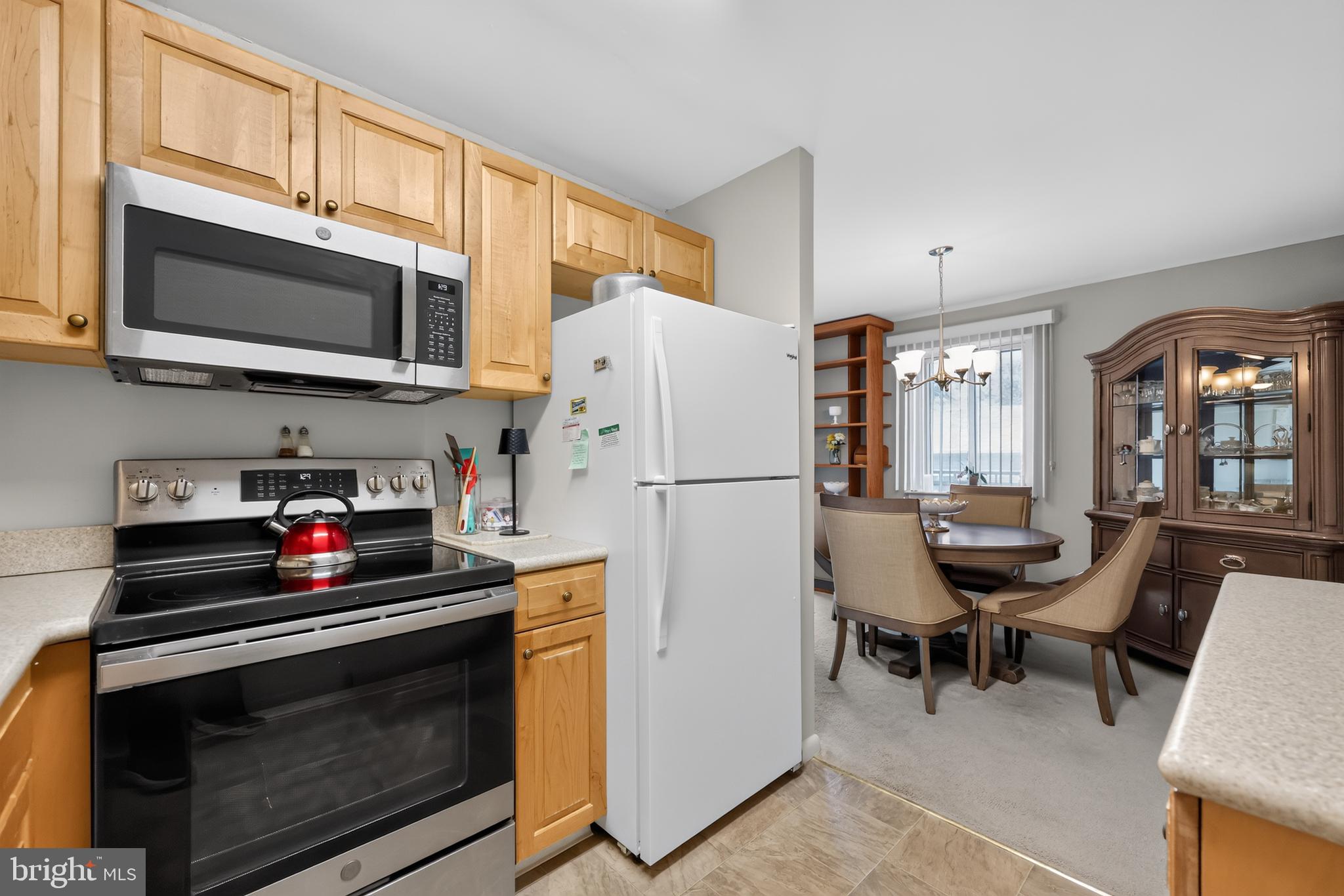 HOLLY HOUSE - Residential