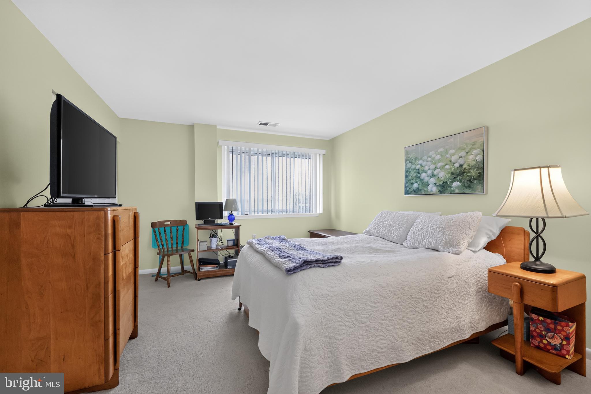 HOLLY HOUSE - Residential