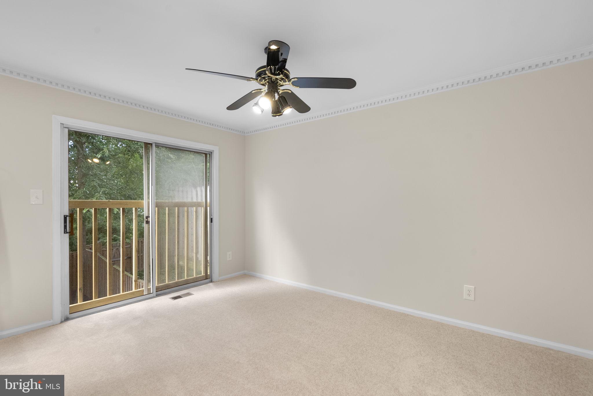 WOODLAND HILLS - Residential