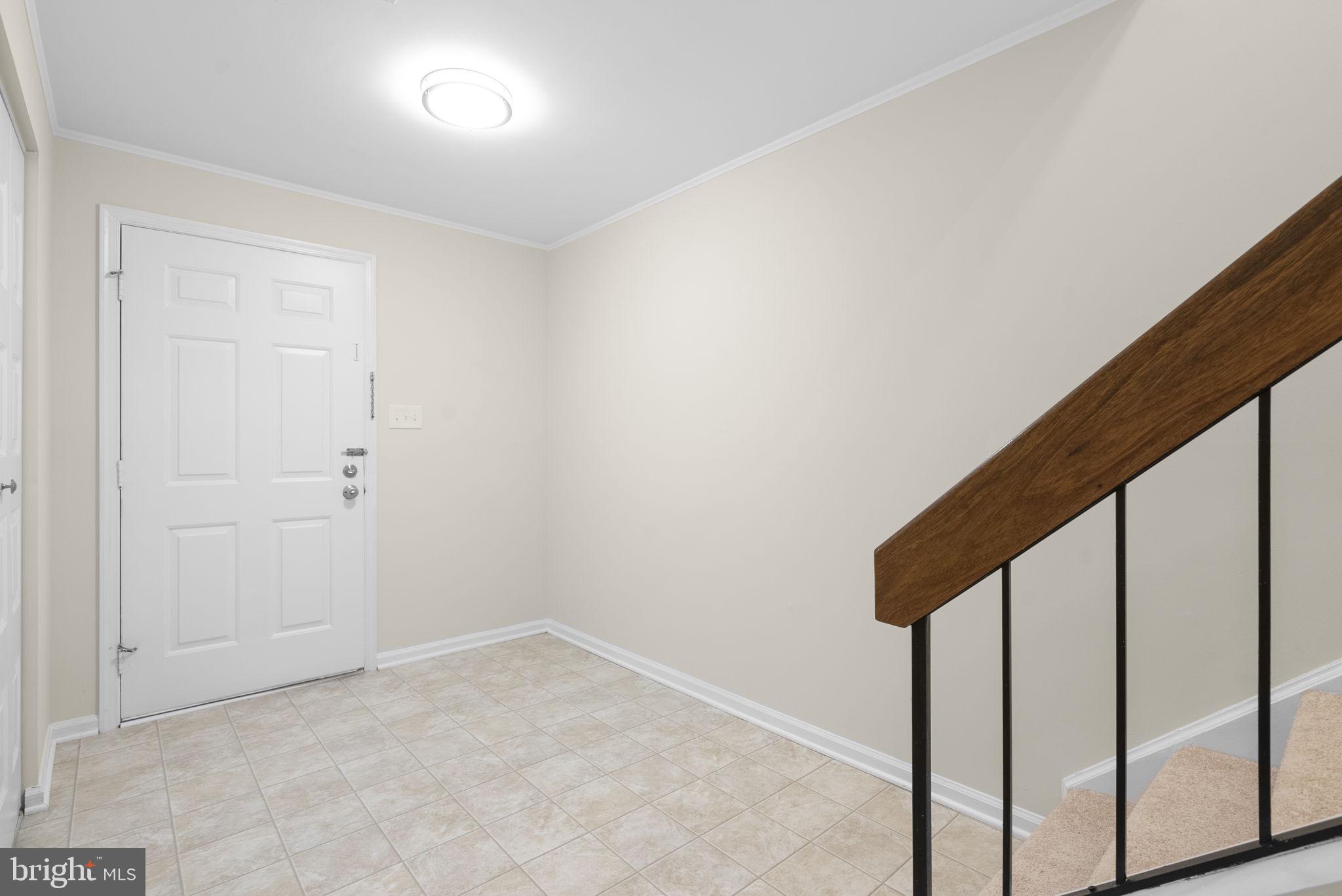 WOODLAND HILLS - Residential