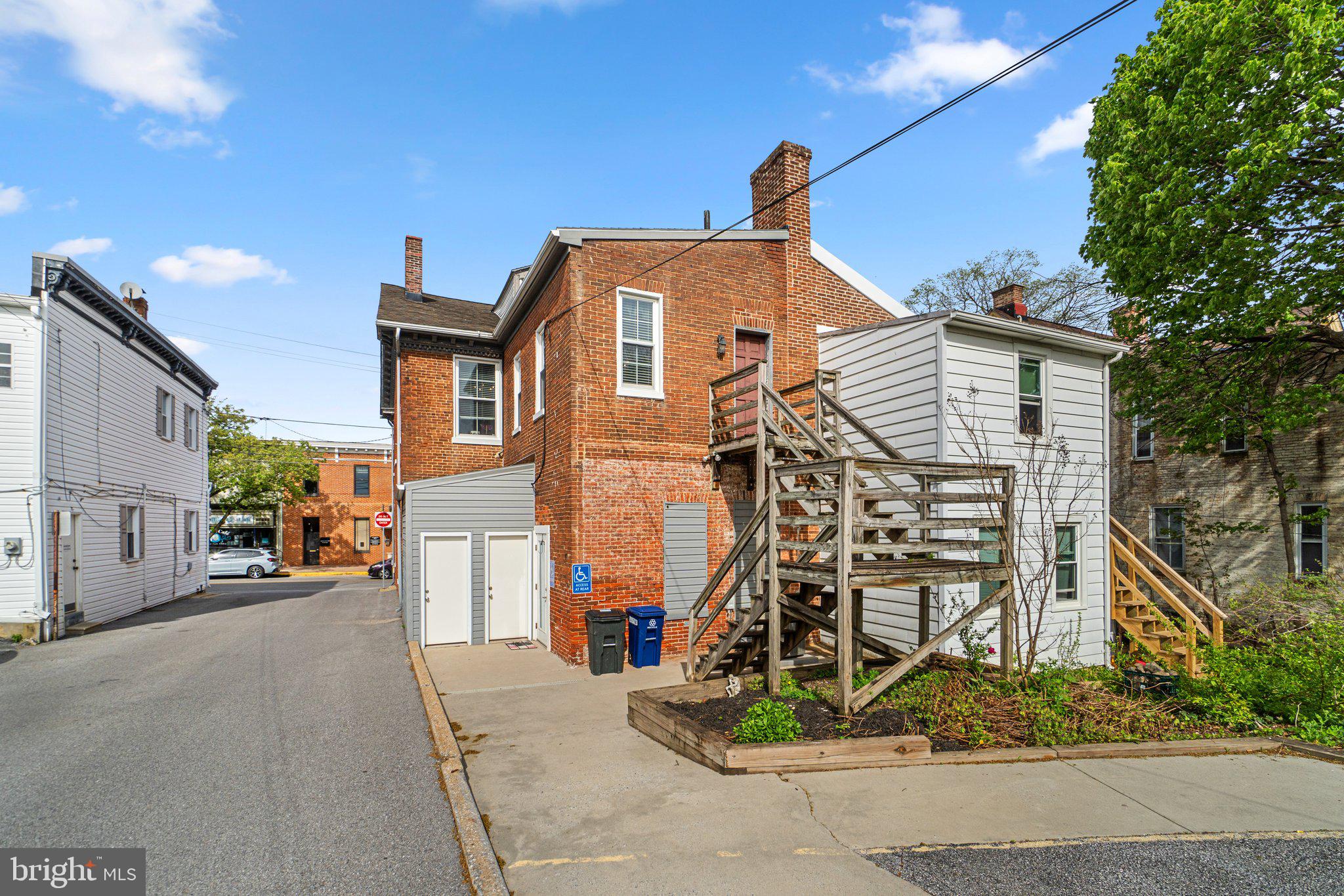 DOWNTOWN WESTMINSTER - Commercial Sale