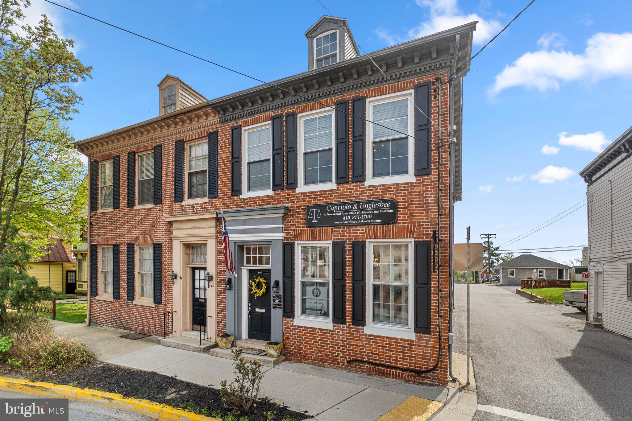 DOWNTOWN WESTMINSTER - Commercial Sale