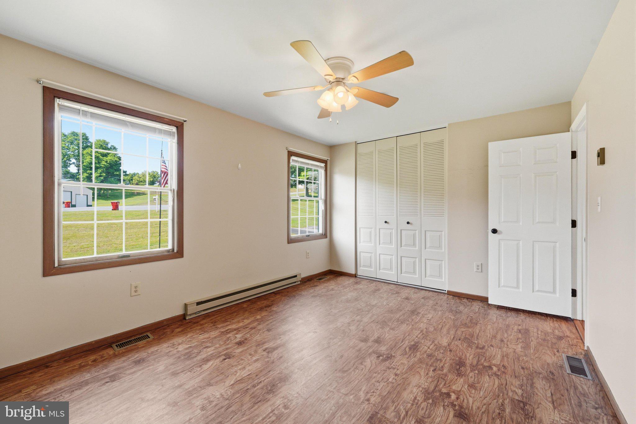 COOL HOLLOW ESTATES - Residential