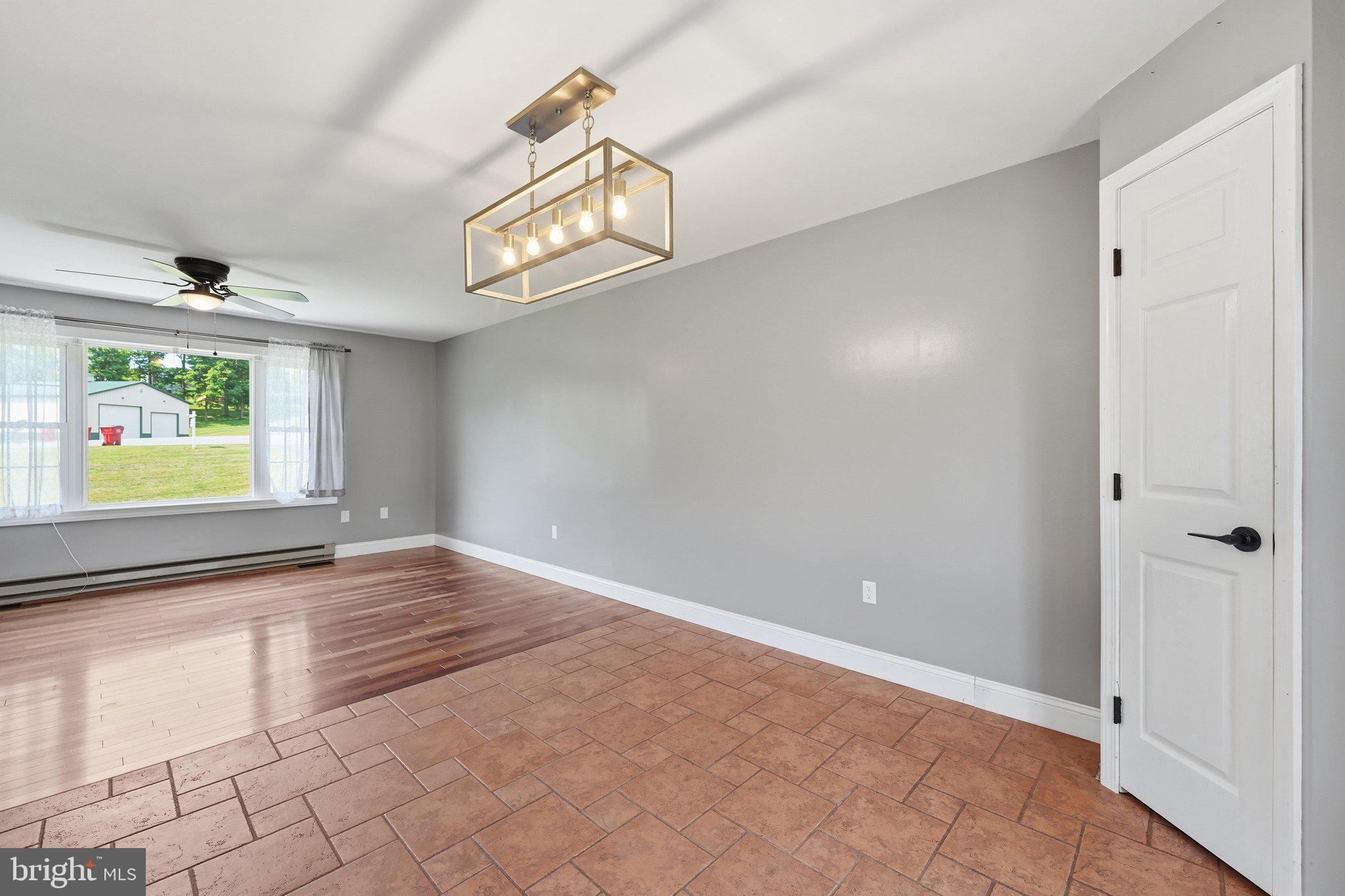 COOL HOLLOW ESTATES - Residential