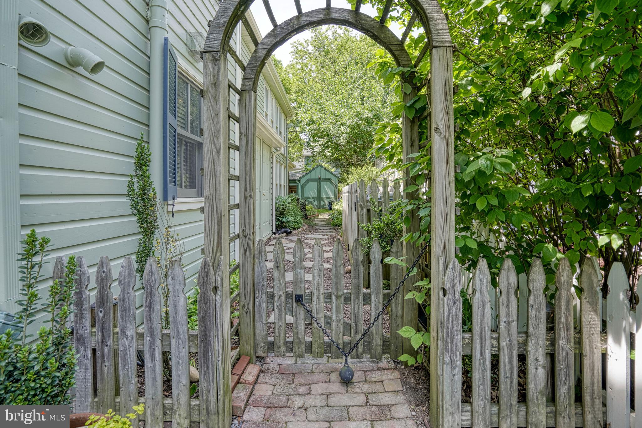 ST. MICHAELS - Residential