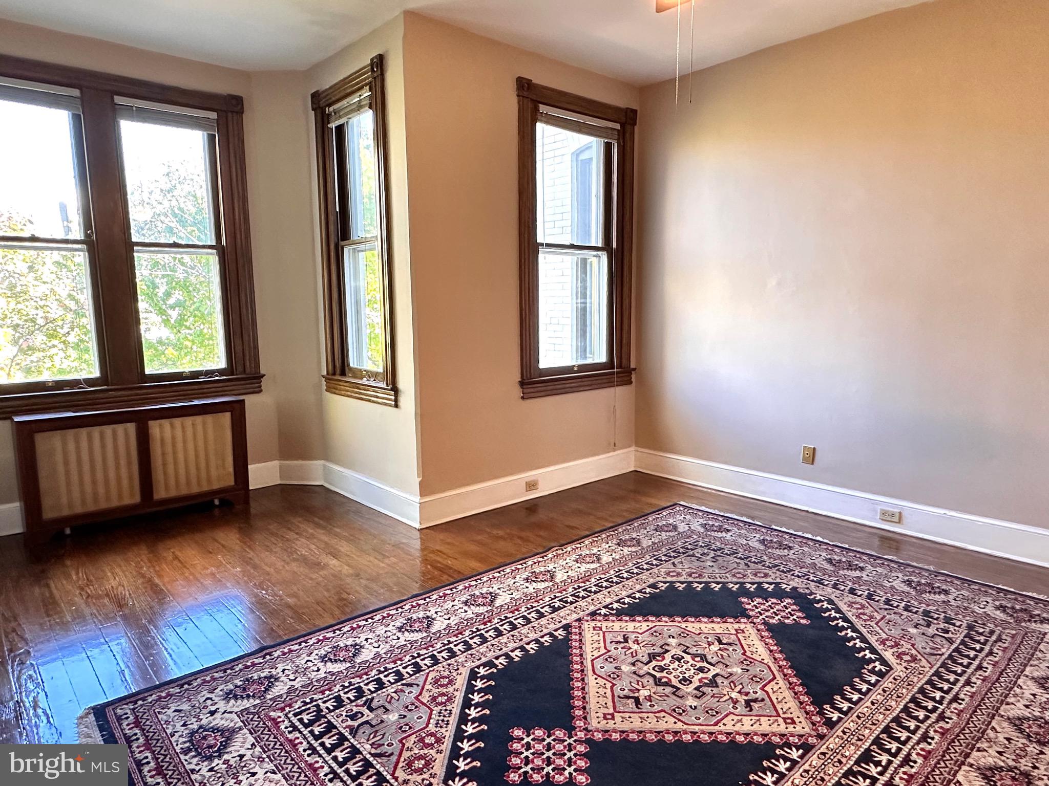 CAPITOL HILL - Residential