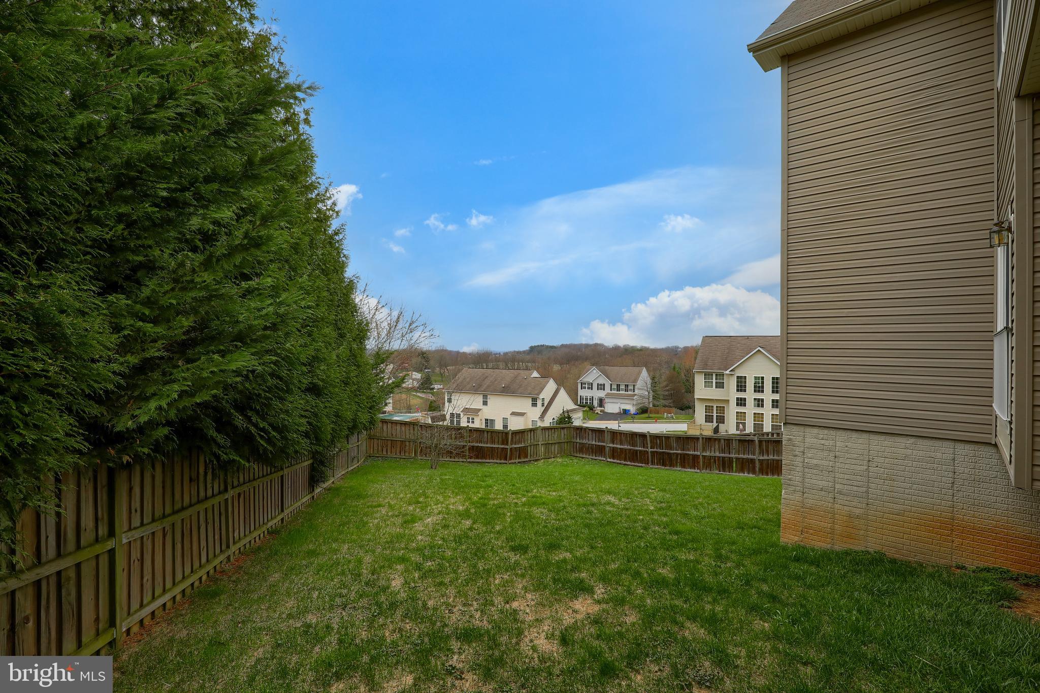 FRANKLIN SQUARE - Residential
