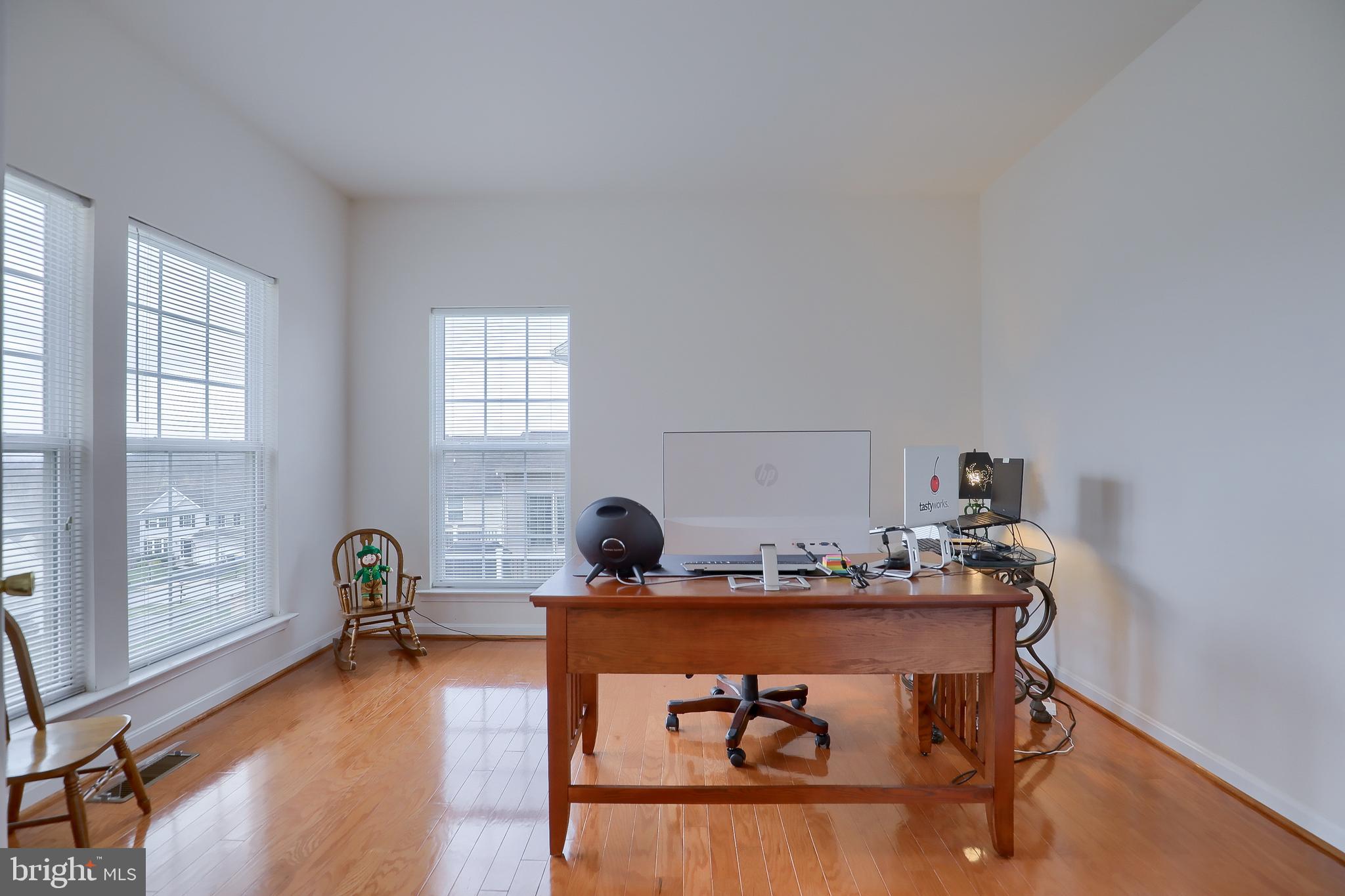 FRANKLIN SQUARE - Residential