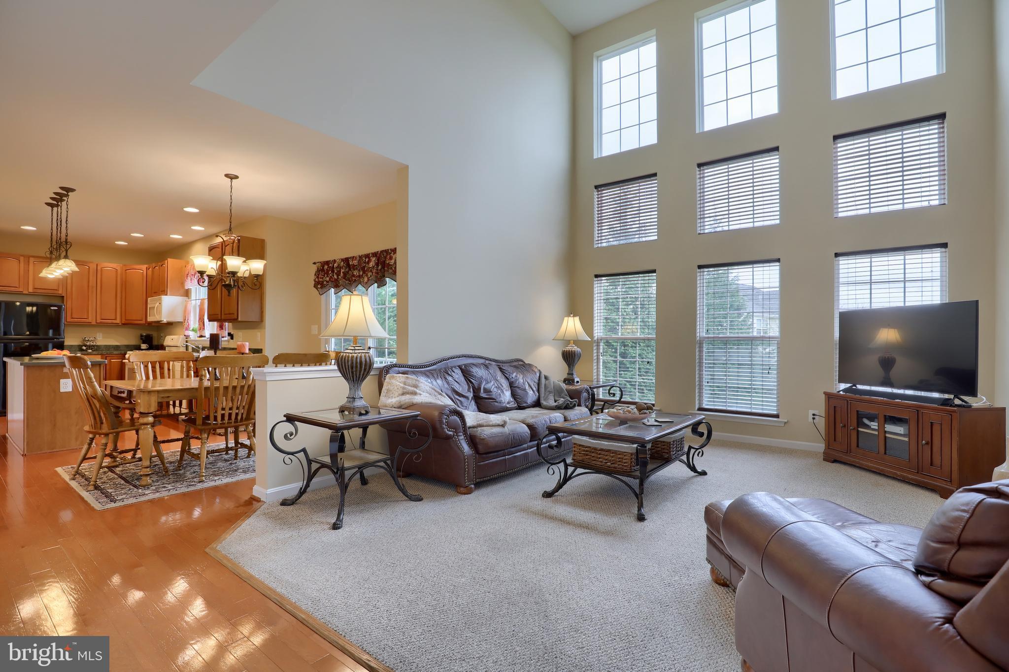 FRANKLIN SQUARE - Residential
