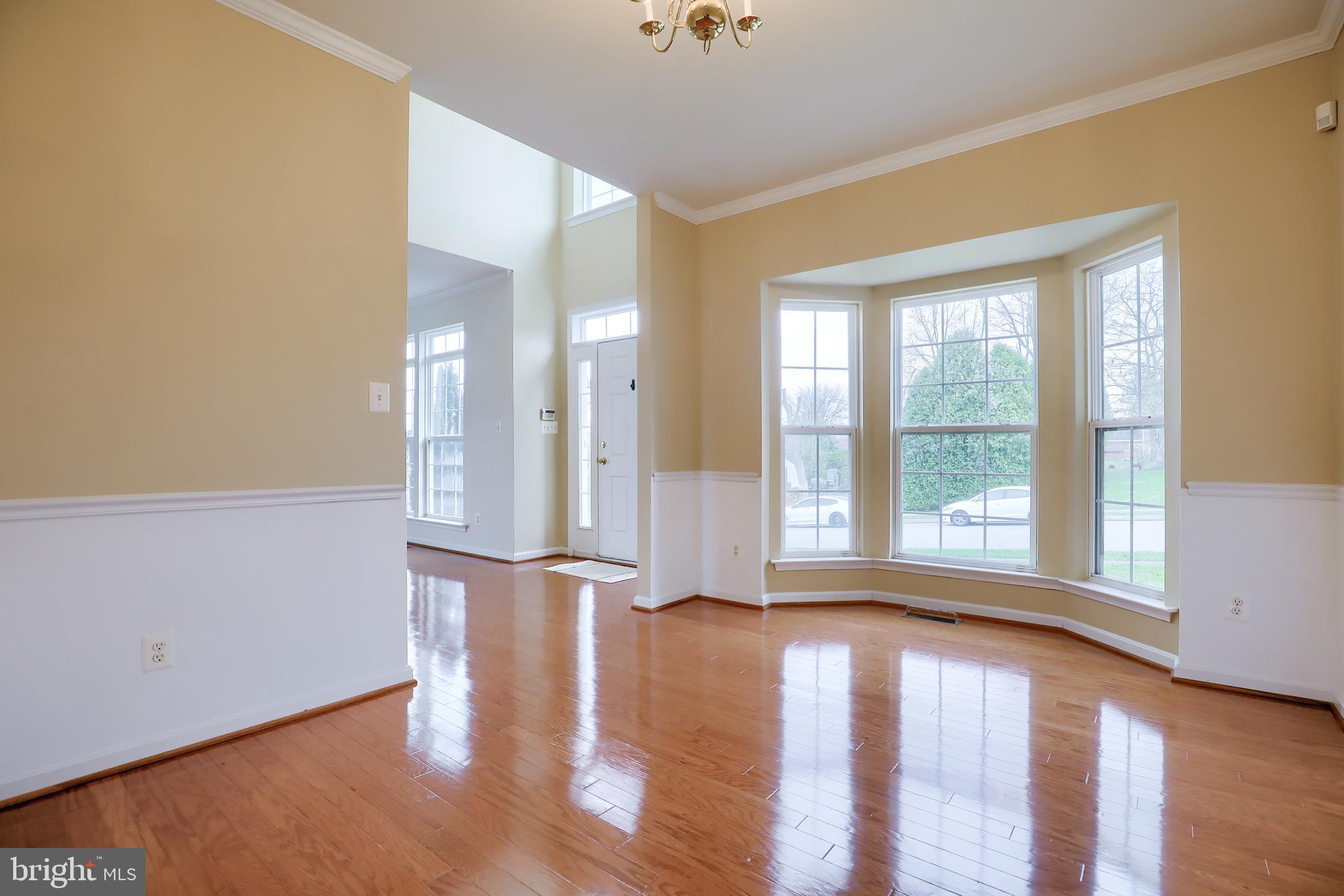 FRANKLIN SQUARE - Residential