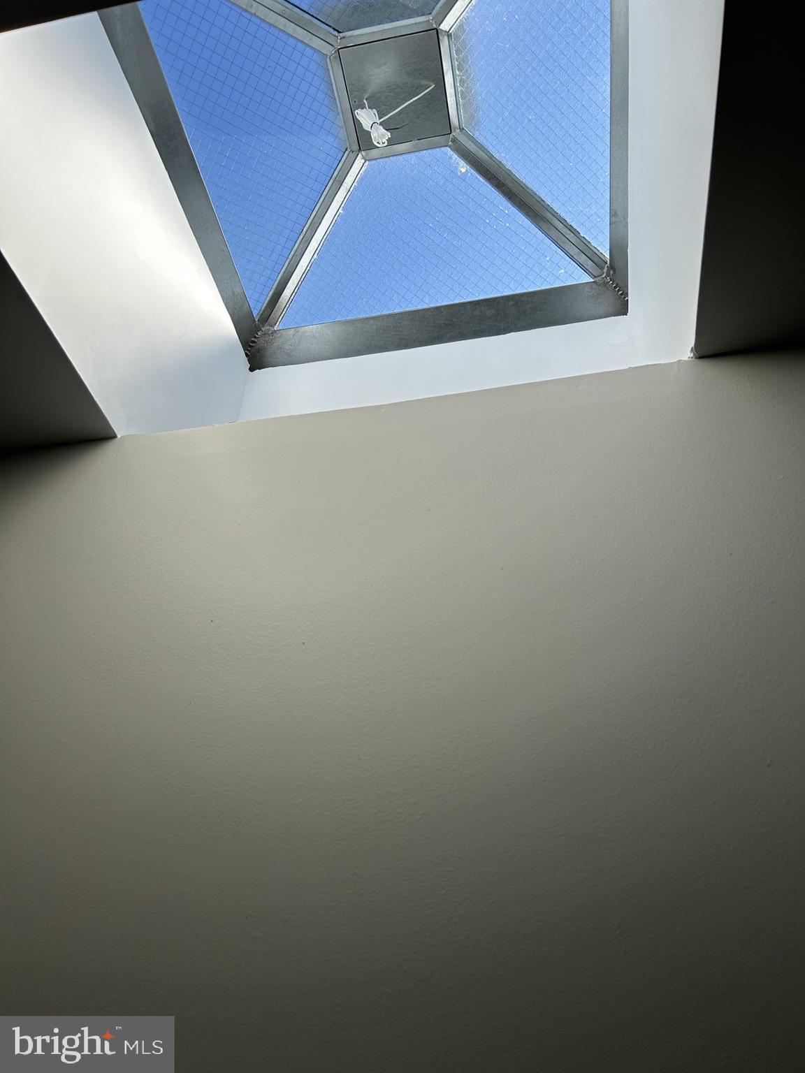 FOUR BY FOUR - Residential