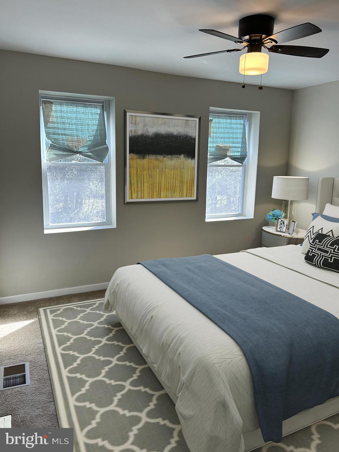 FOUR BY FOUR - Residential