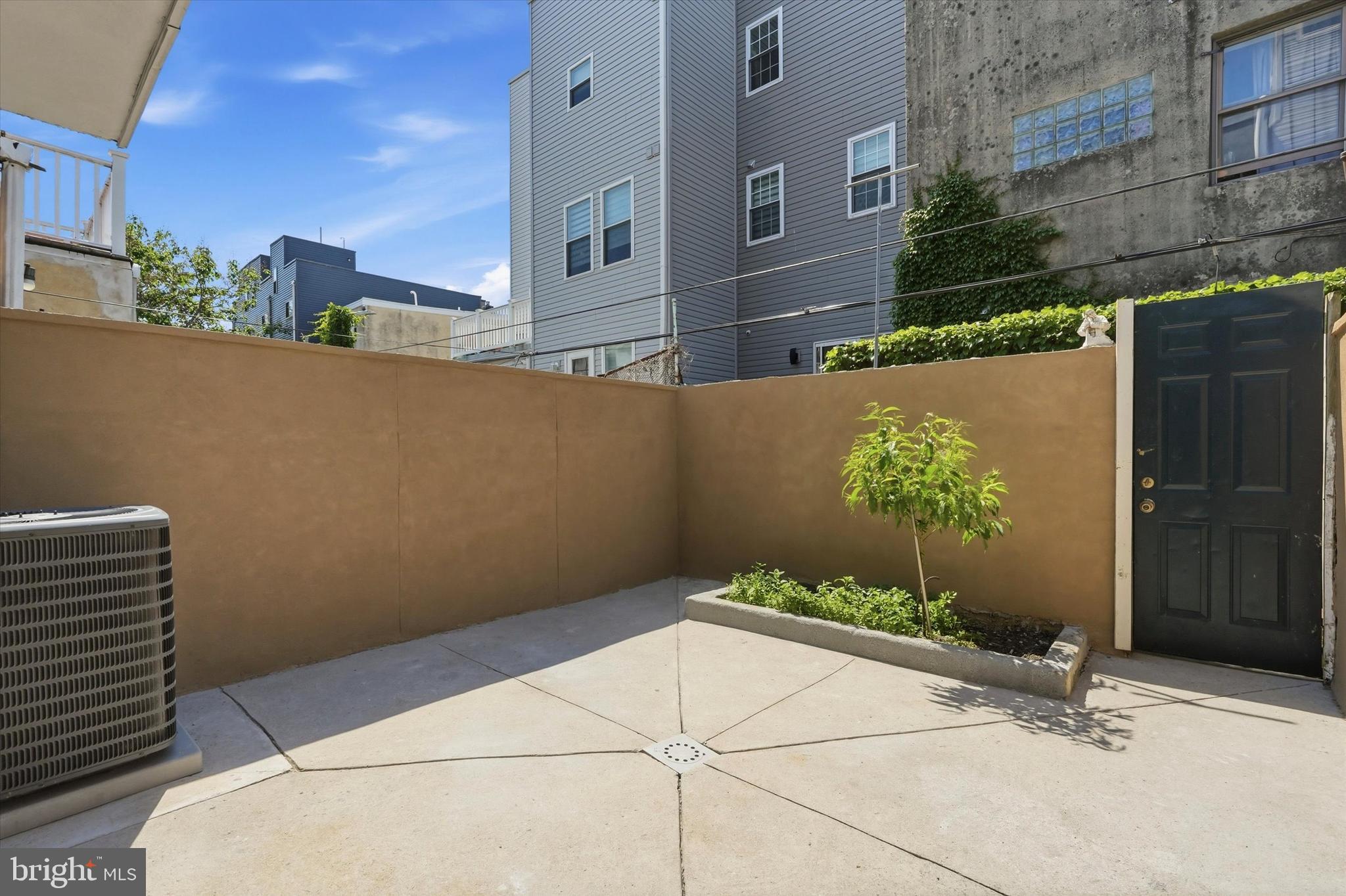 EAST PASSYUNK CROSSING - Residential