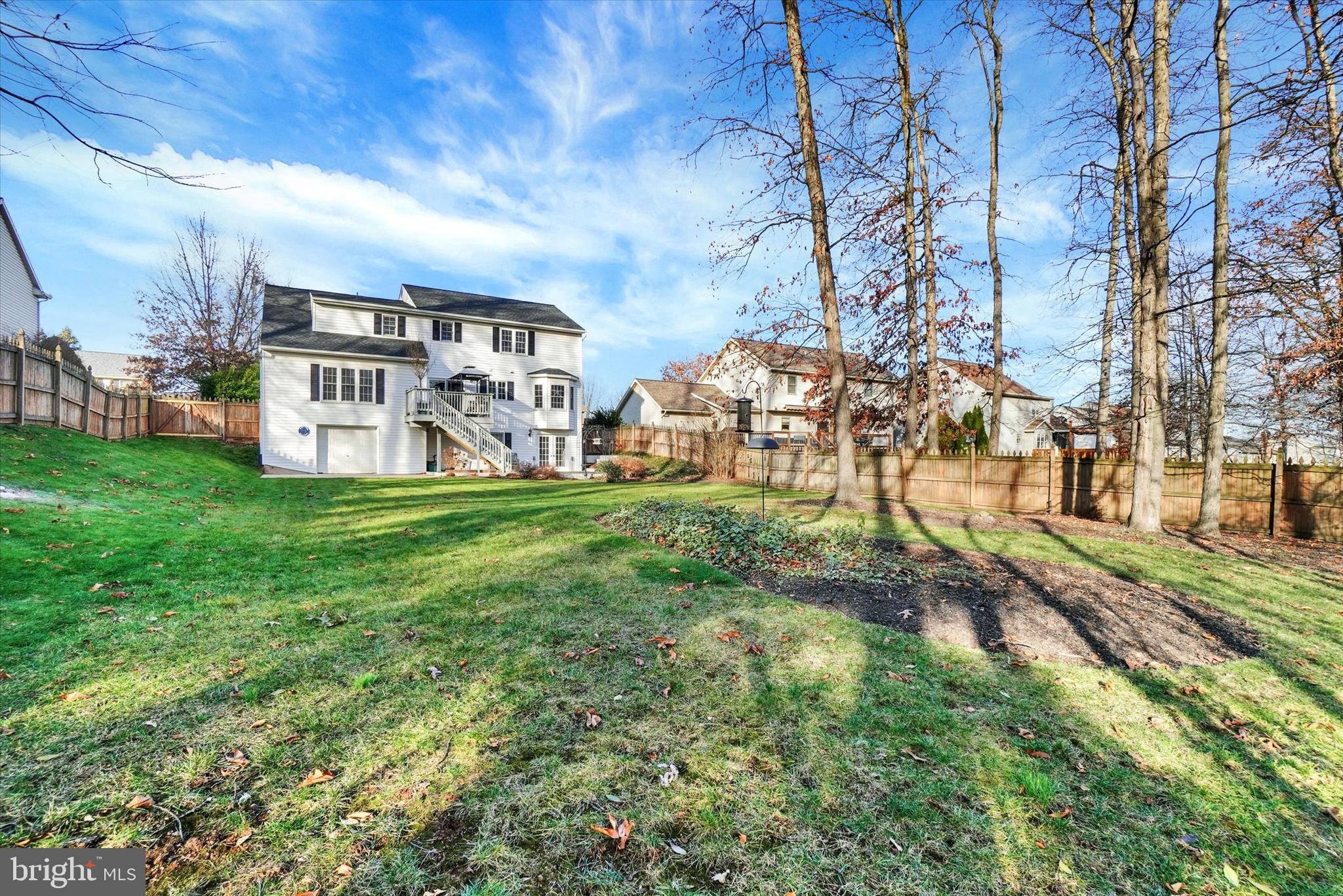 LEXINGTON MEADOWS - Residential