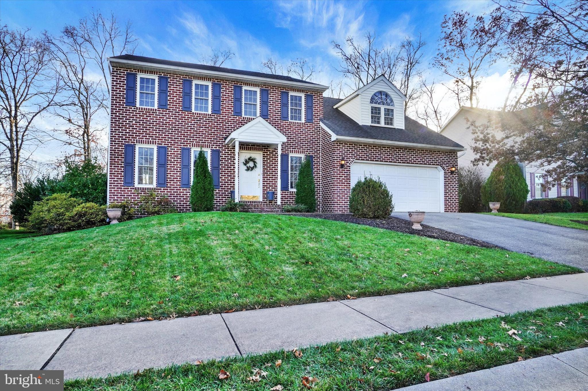 LEXINGTON MEADOWS - Residential