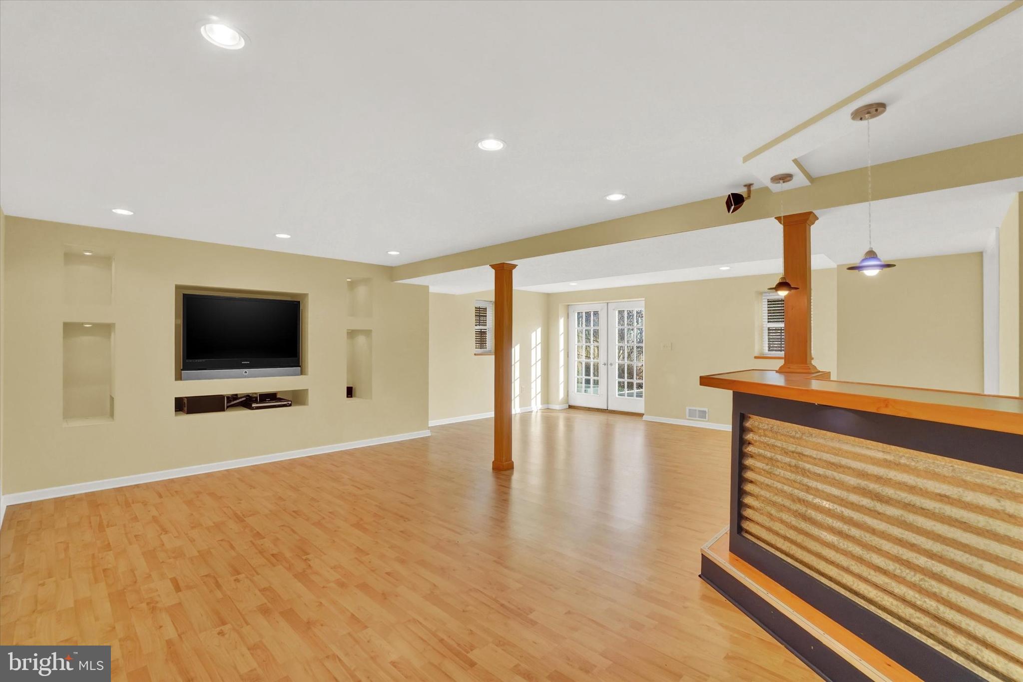 LEXINGTON MEADOWS - Residential