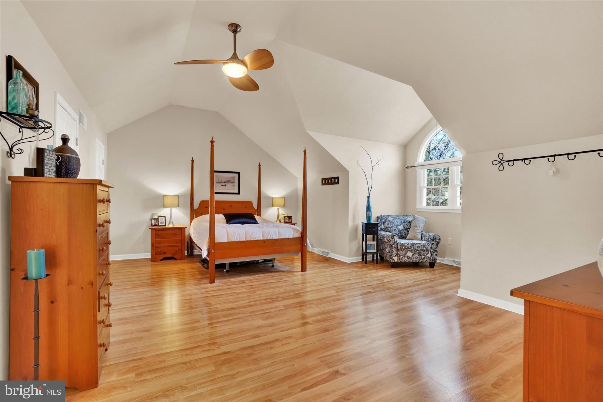 LEXINGTON MEADOWS - Residential