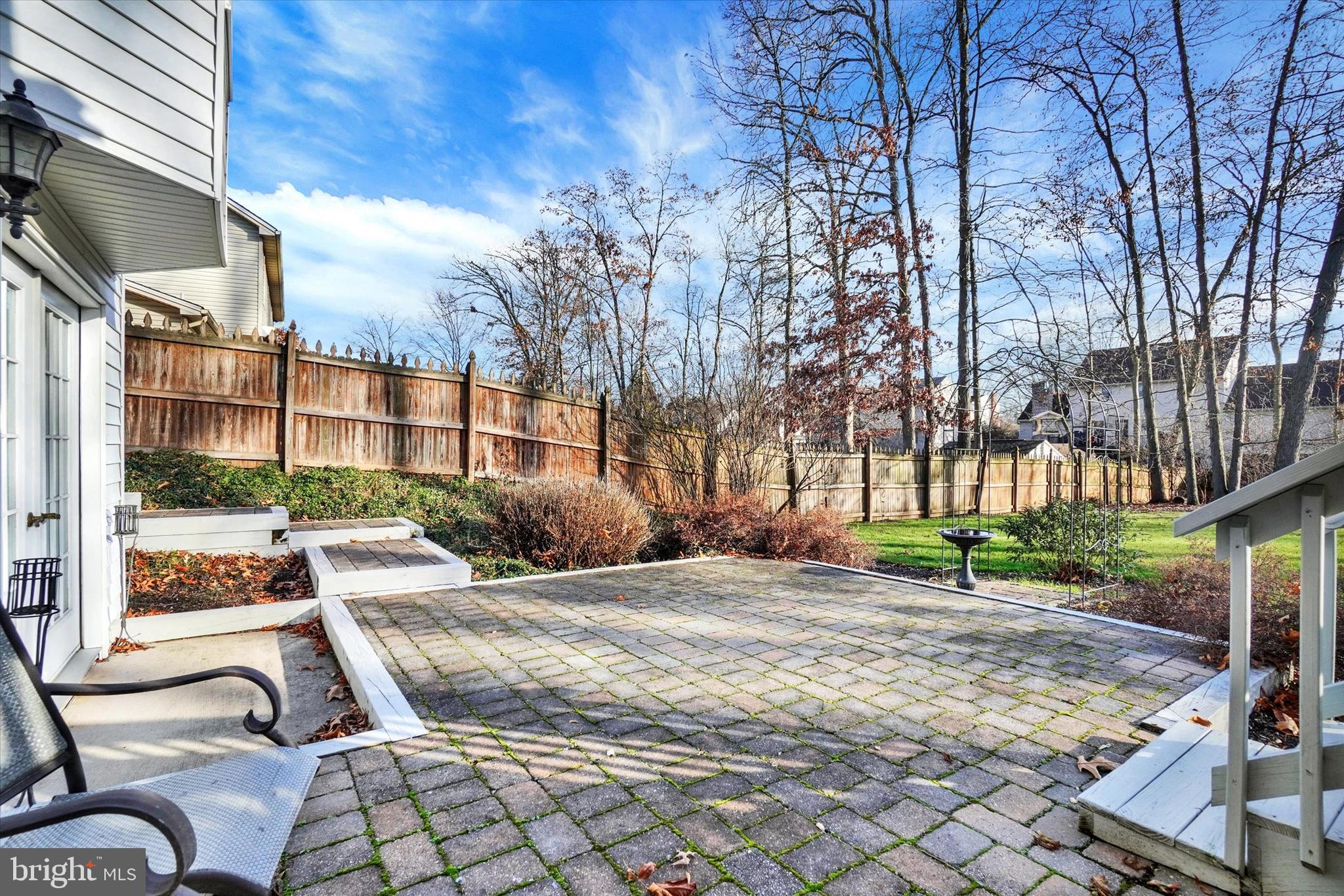 LEXINGTON MEADOWS - Residential