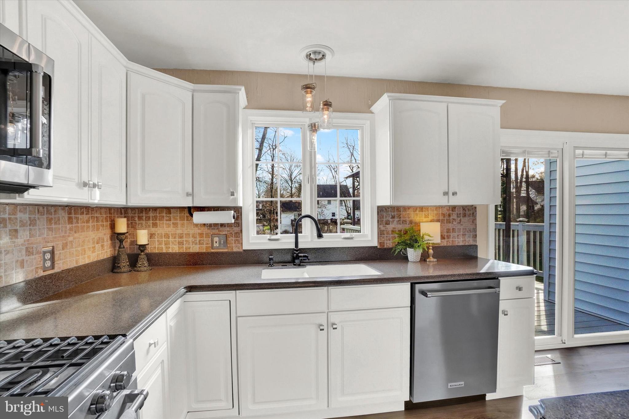 LEXINGTON MEADOWS - Residential