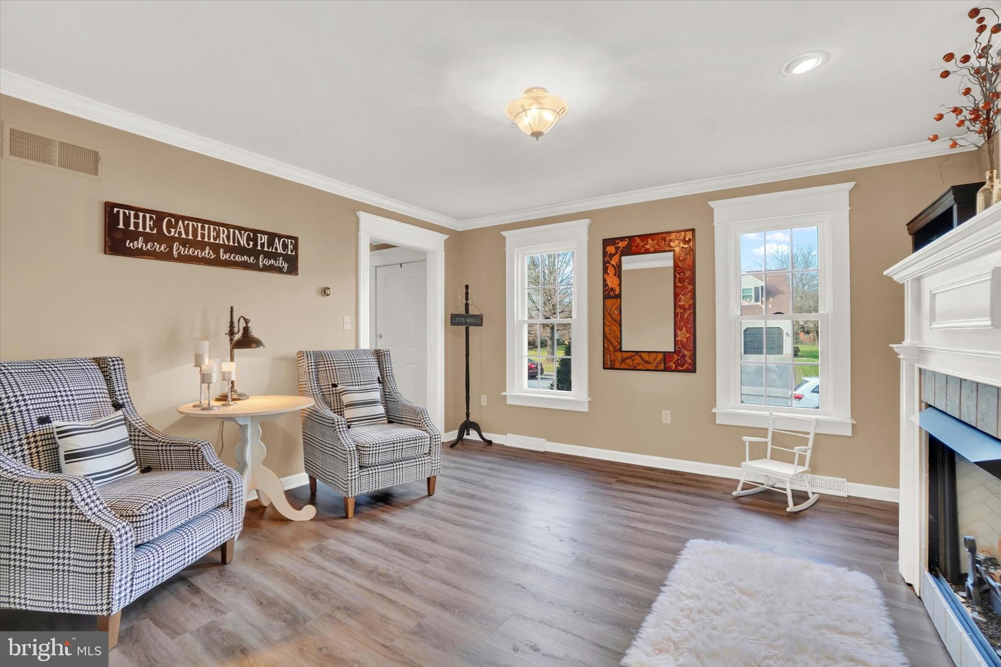 LEXINGTON MEADOWS - Residential