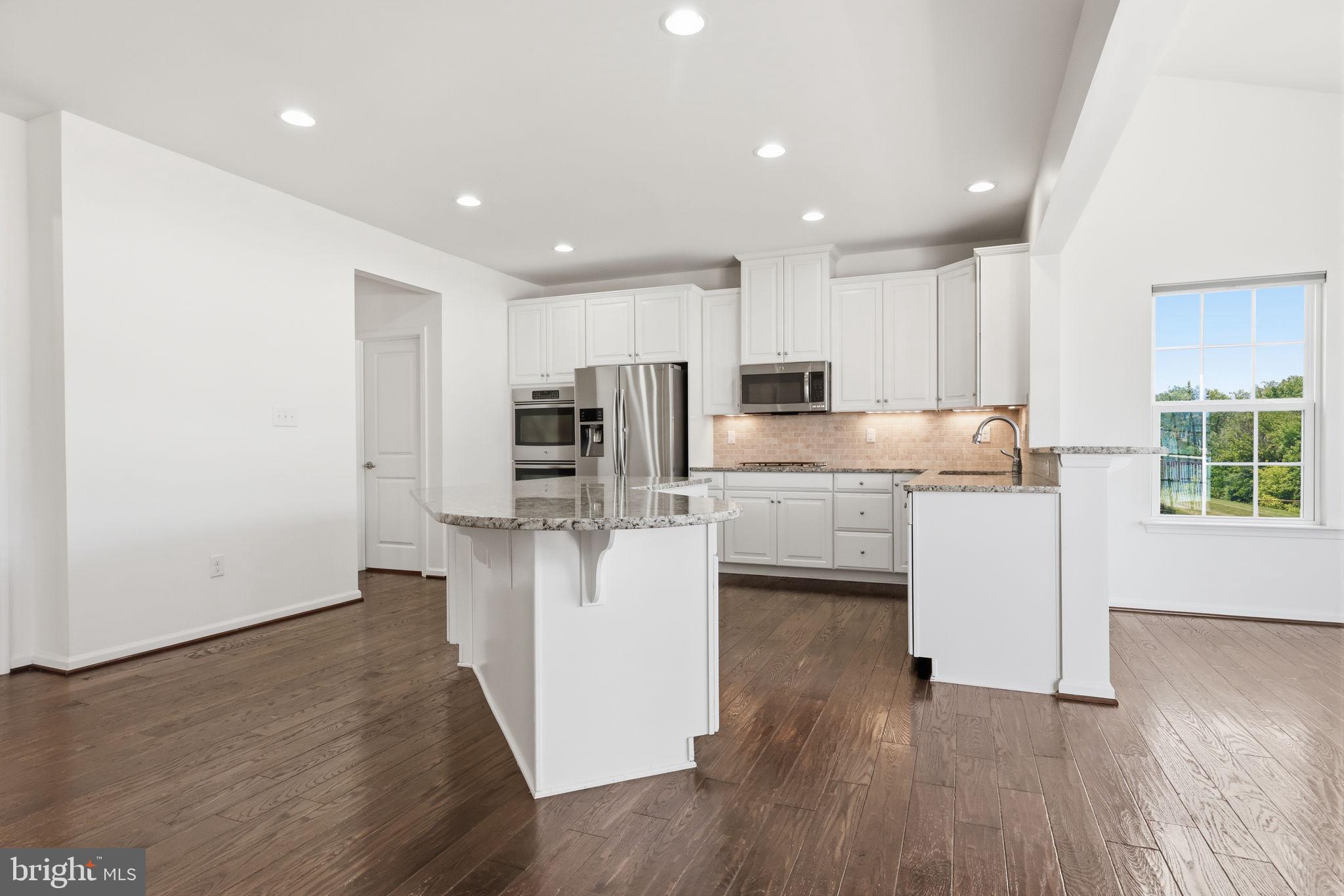 SPRINGFORD ESTATES - Residential