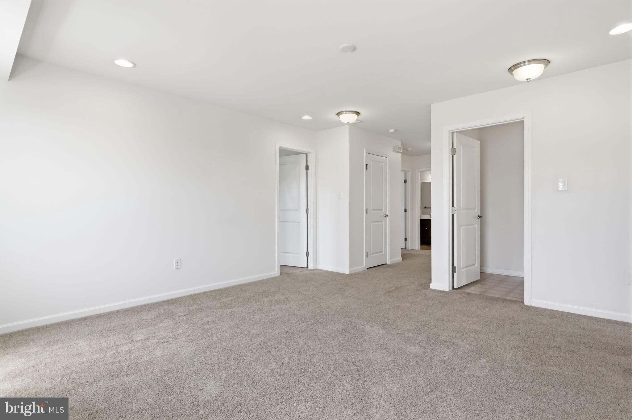 SPRINGFORD ESTATES - Residential