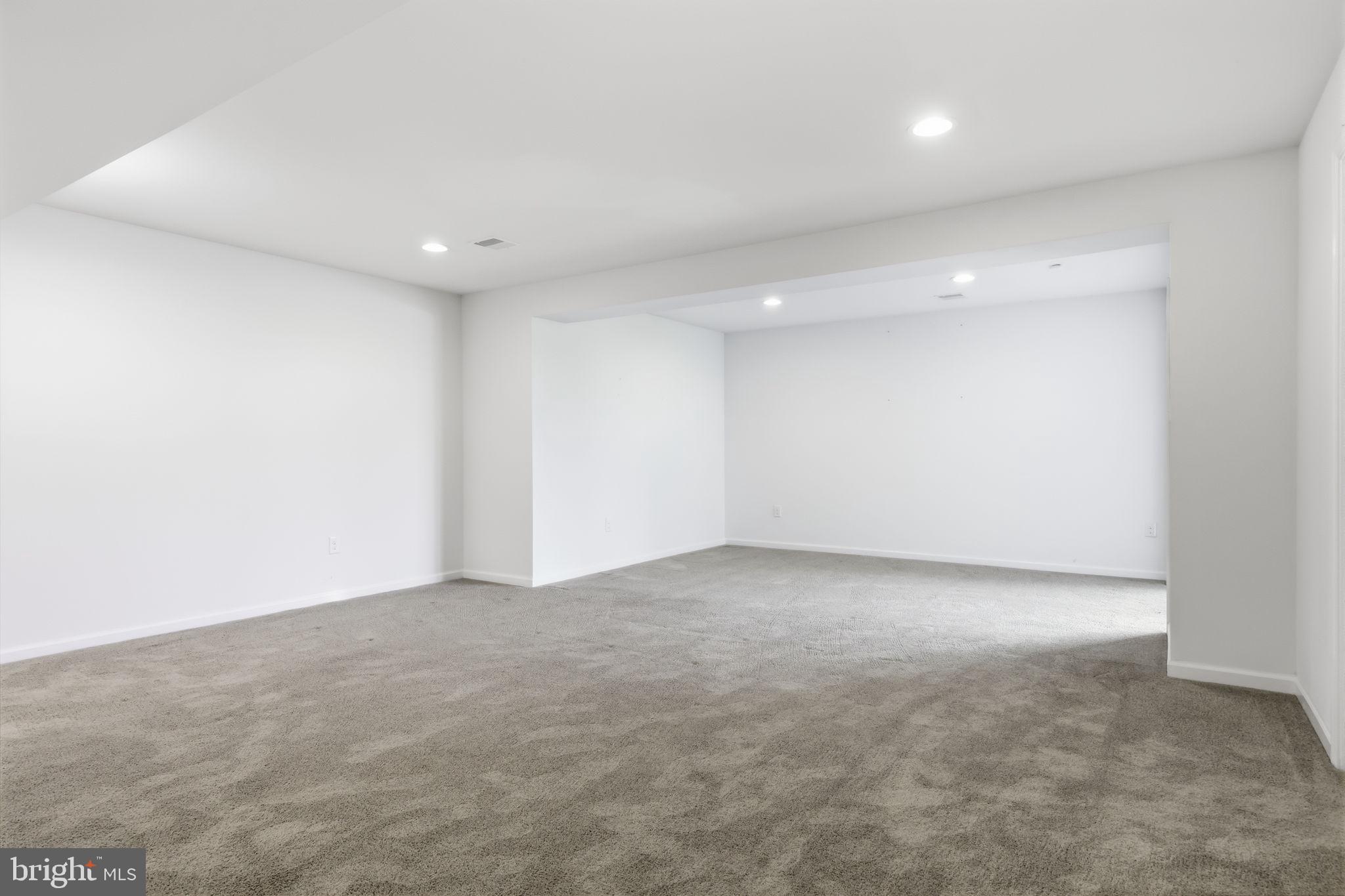 SPRINGFORD ESTATES - Residential