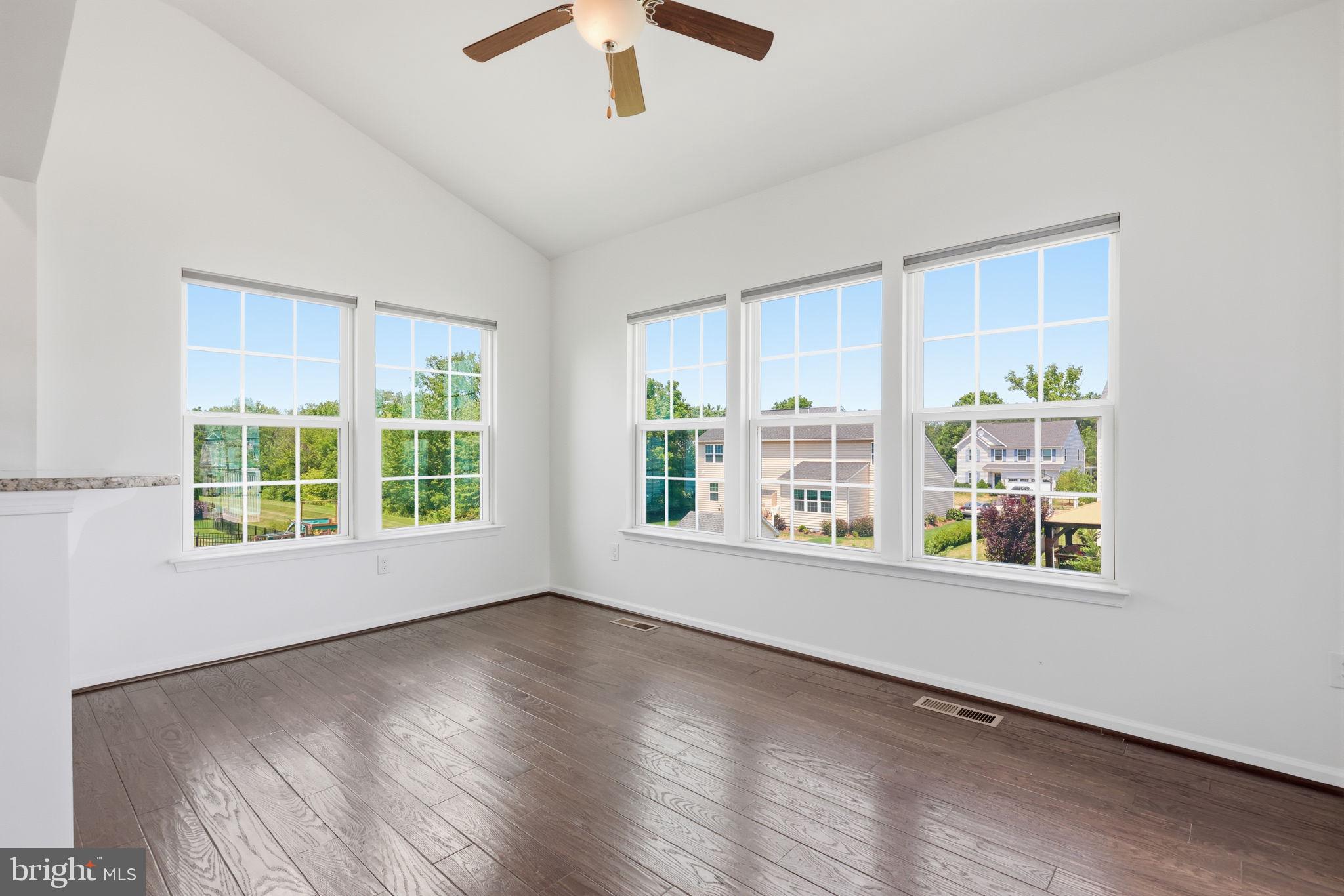 SPRINGFORD ESTATES - Residential