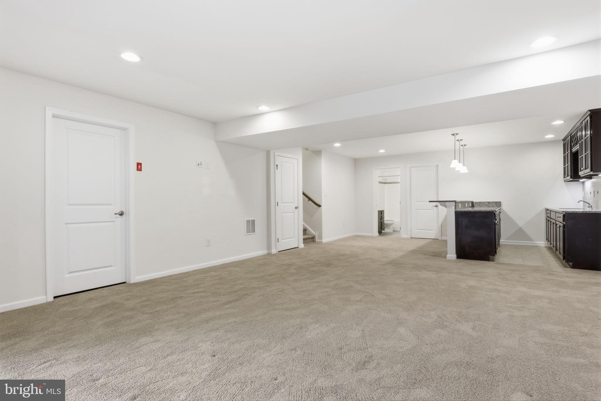 SPRINGFORD ESTATES - Residential