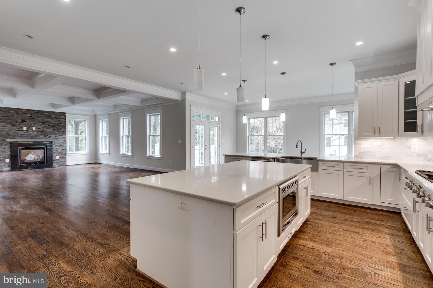 WESTBRIAR COUNTRY CLUB ESTATES - Residential