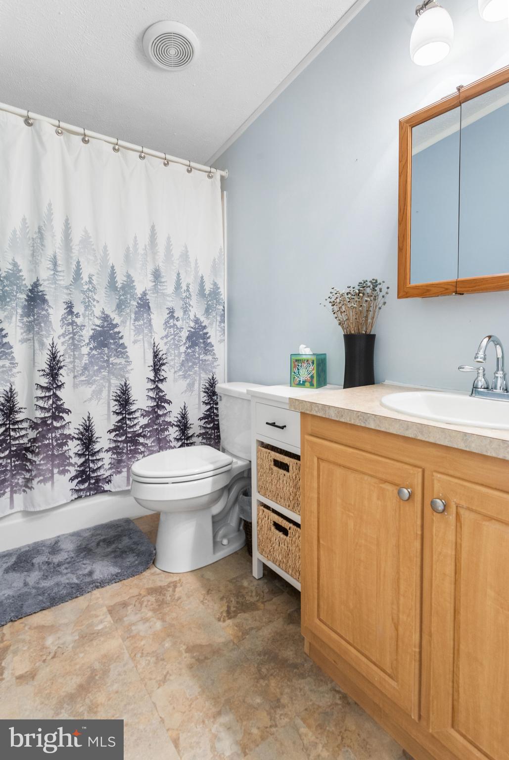 EAGLE VIEW MOBILE HOME PK - Residential