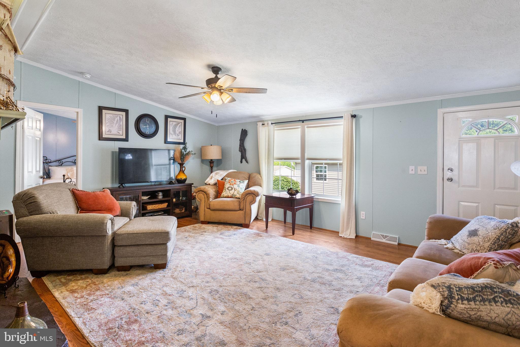 EAGLE VIEW MOBILE HOME PK - Residential