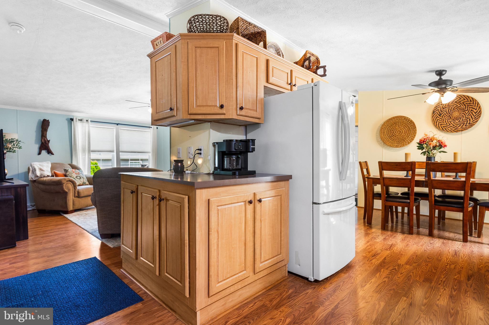 EAGLE VIEW MOBILE HOME PK - Residential