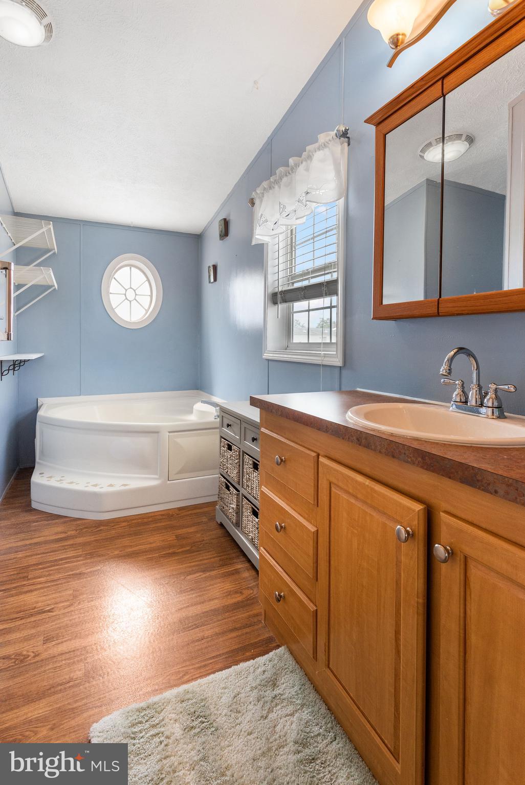 EAGLE VIEW MOBILE HOME PK - Residential