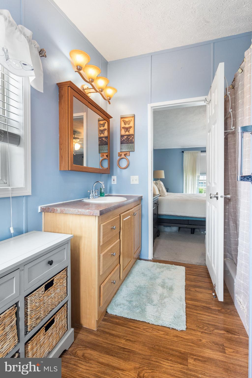 EAGLE VIEW MOBILE HOME PK - Residential