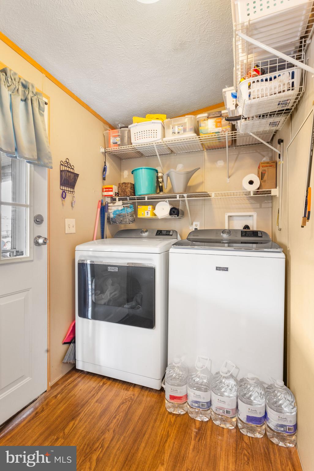 EAGLE VIEW MOBILE HOME PK - Residential