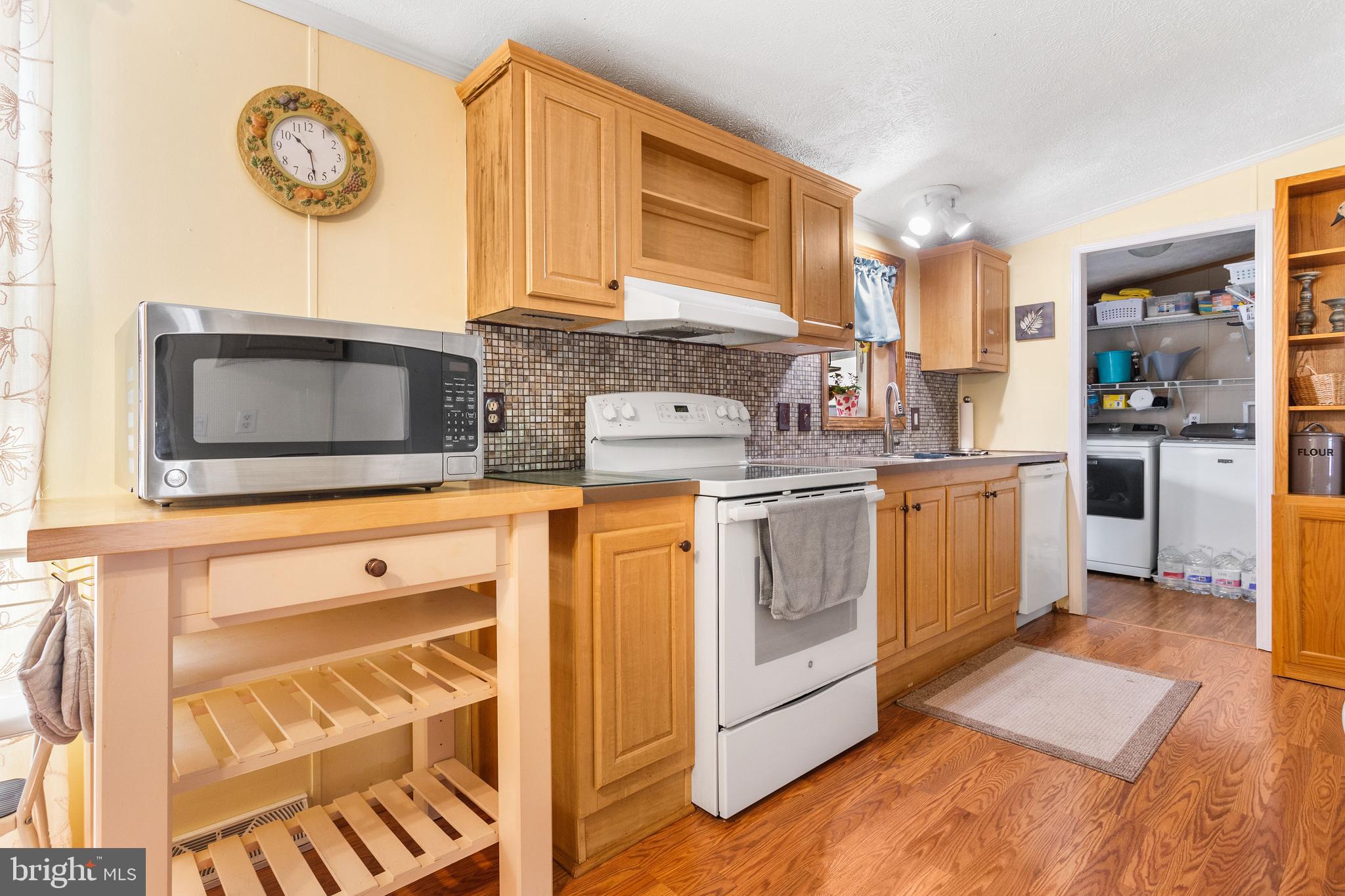 EAGLE VIEW MOBILE HOME PK - Residential