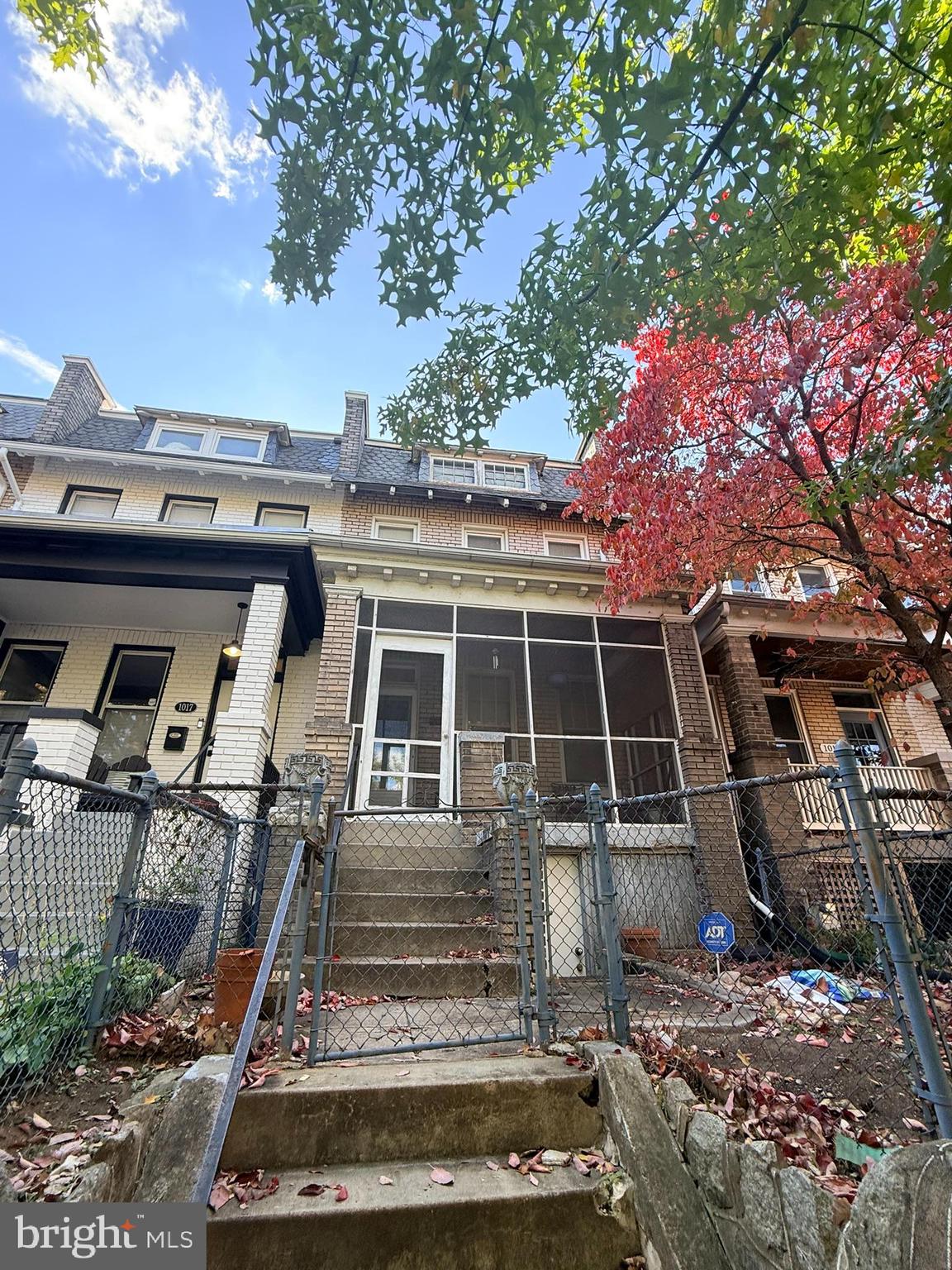 CAPITOL HILL - Residential