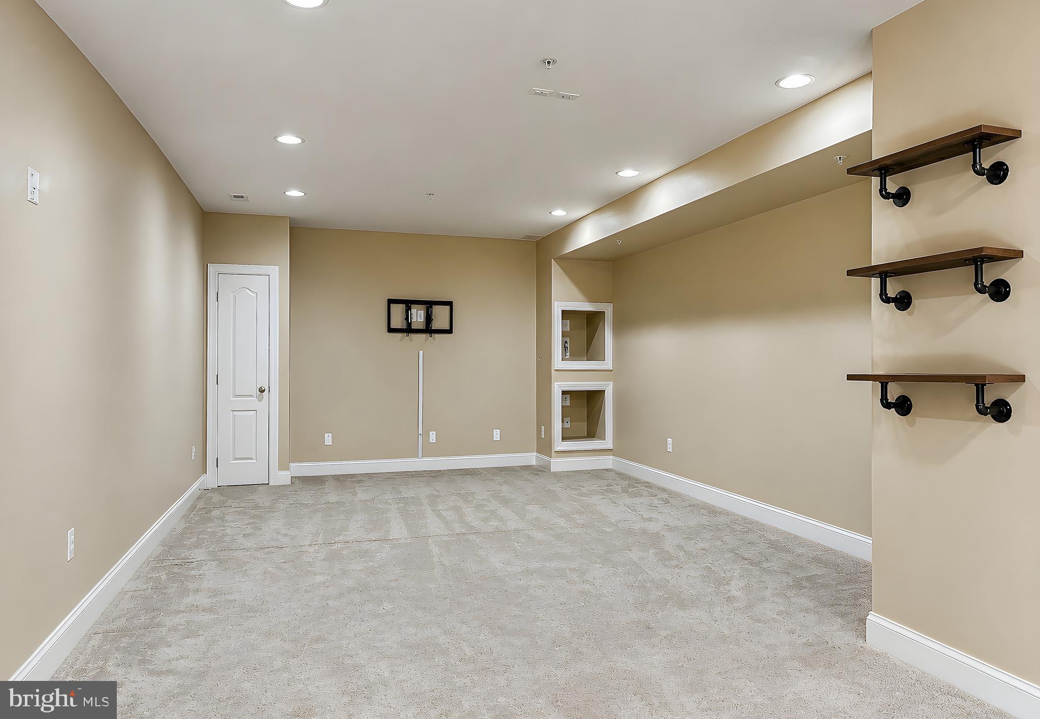 ESTATES AT JOY CHAPEL - Residential