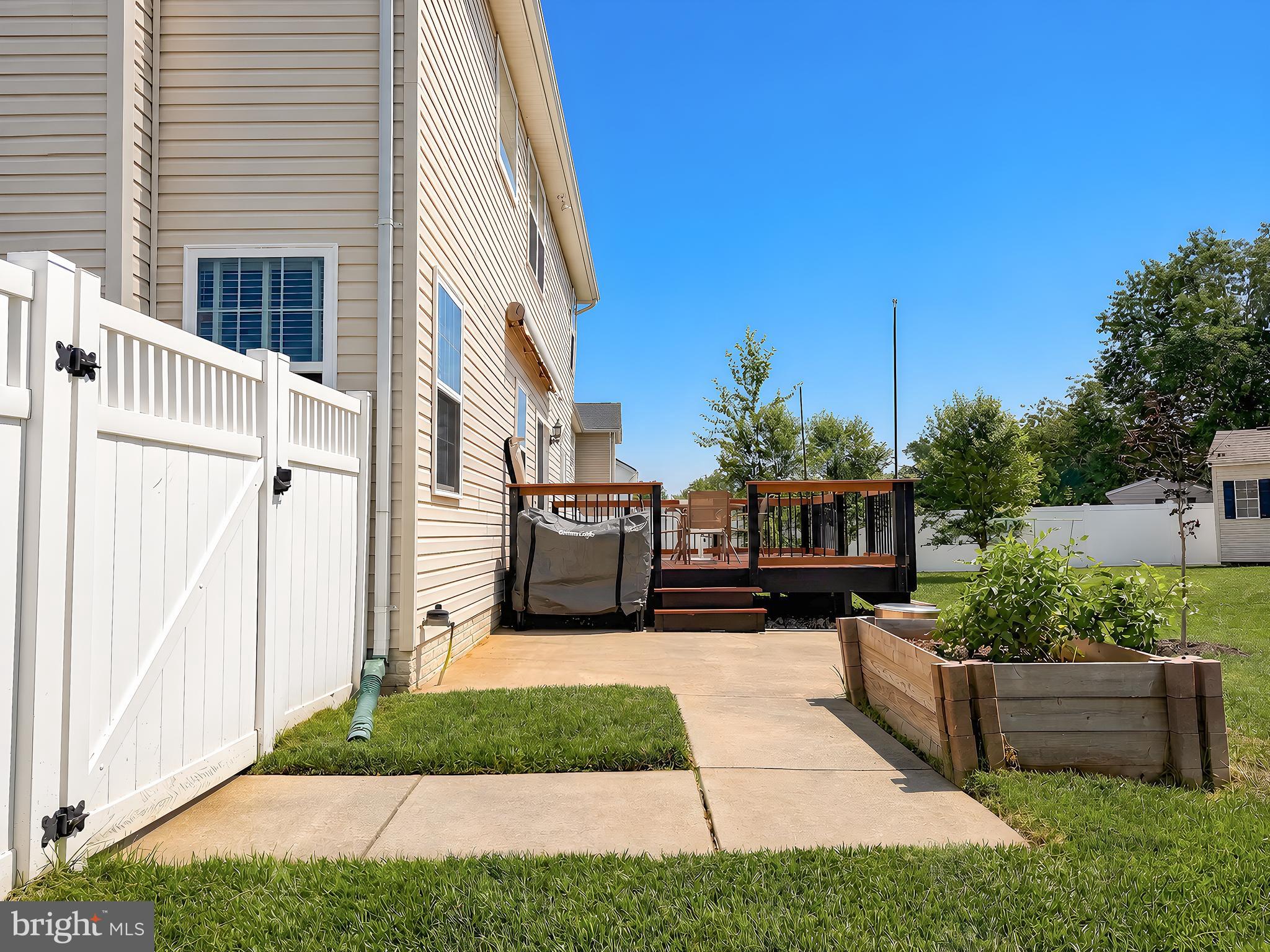 ESTATES AT JOY CHAPEL - Residential