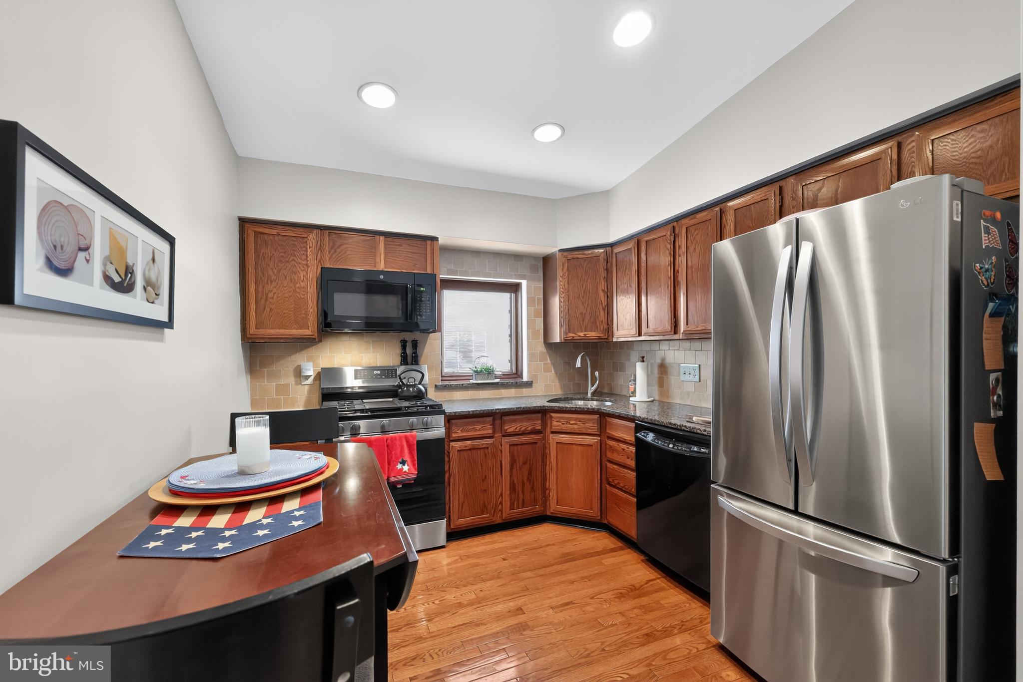 FOX CHASE - Residential