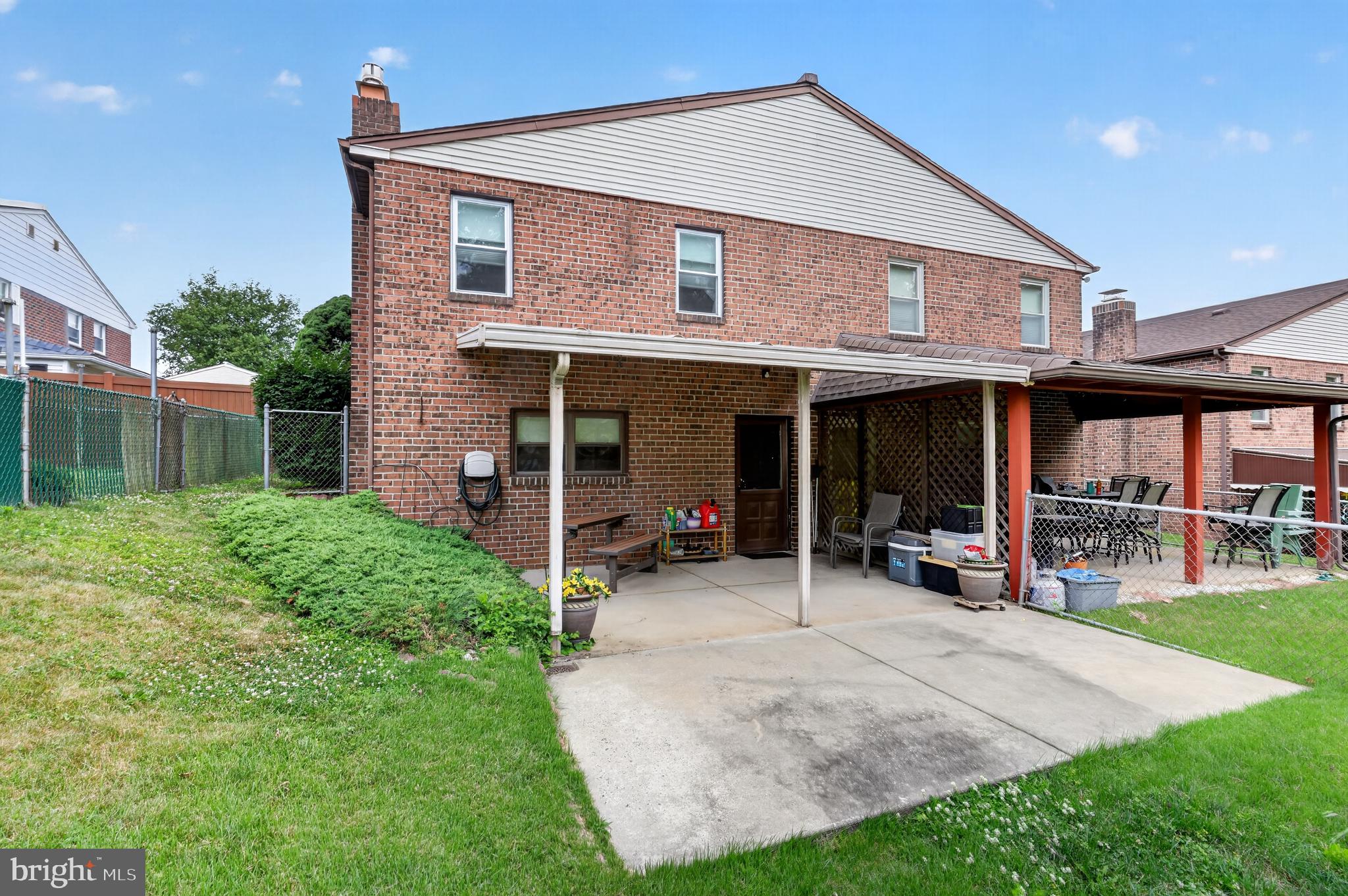 FOX CHASE - Residential