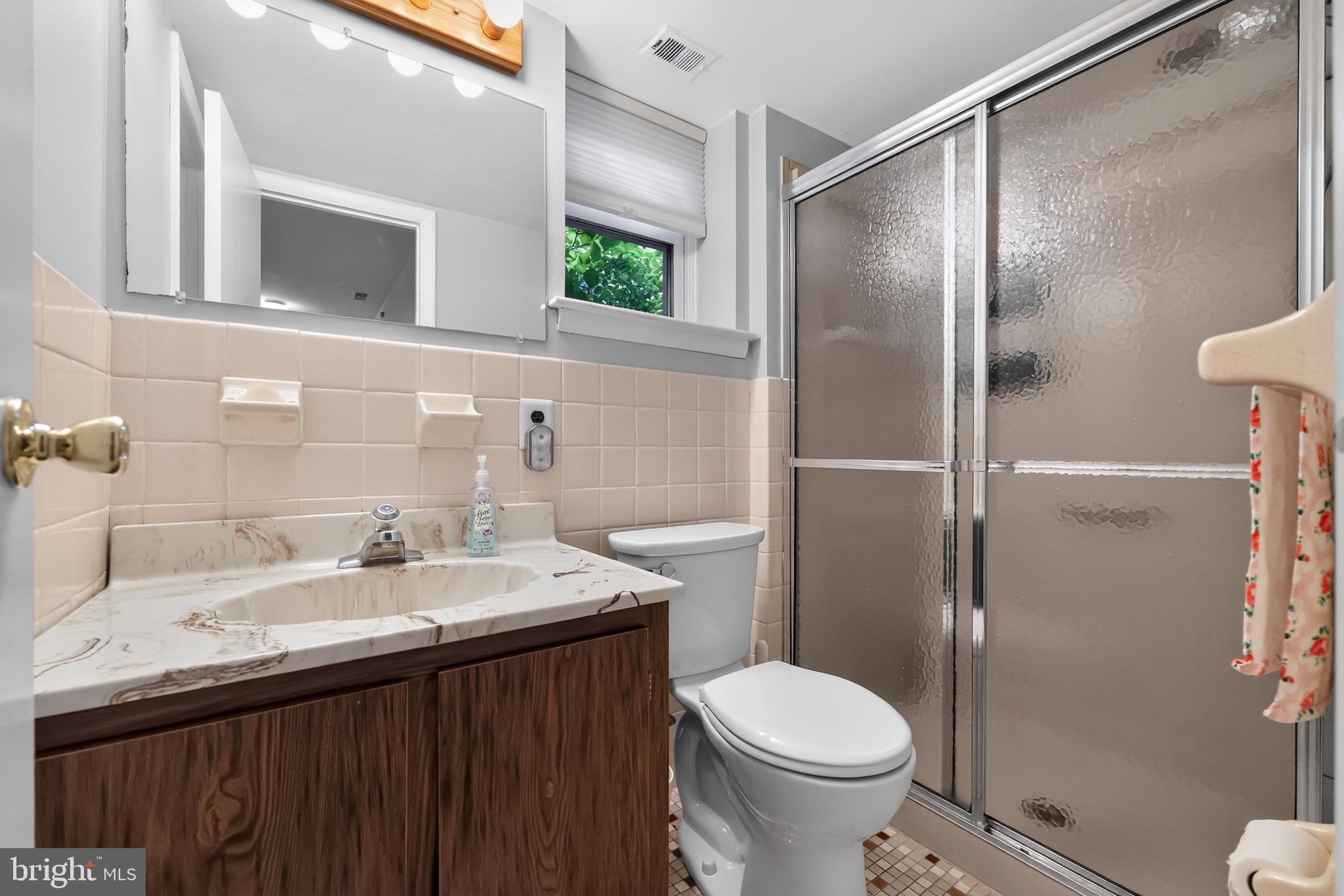 FOX CHASE - Residential