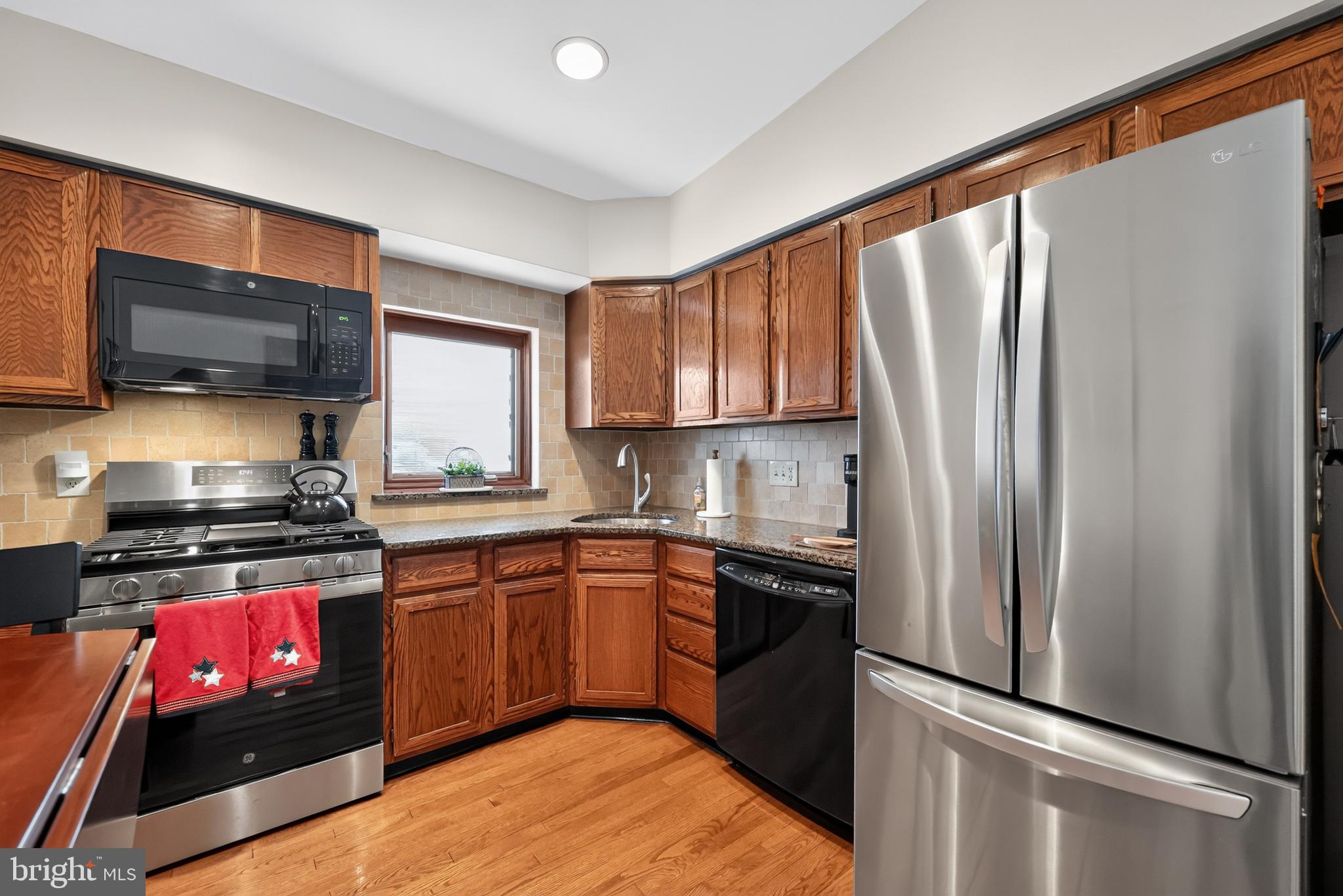 FOX CHASE - Residential