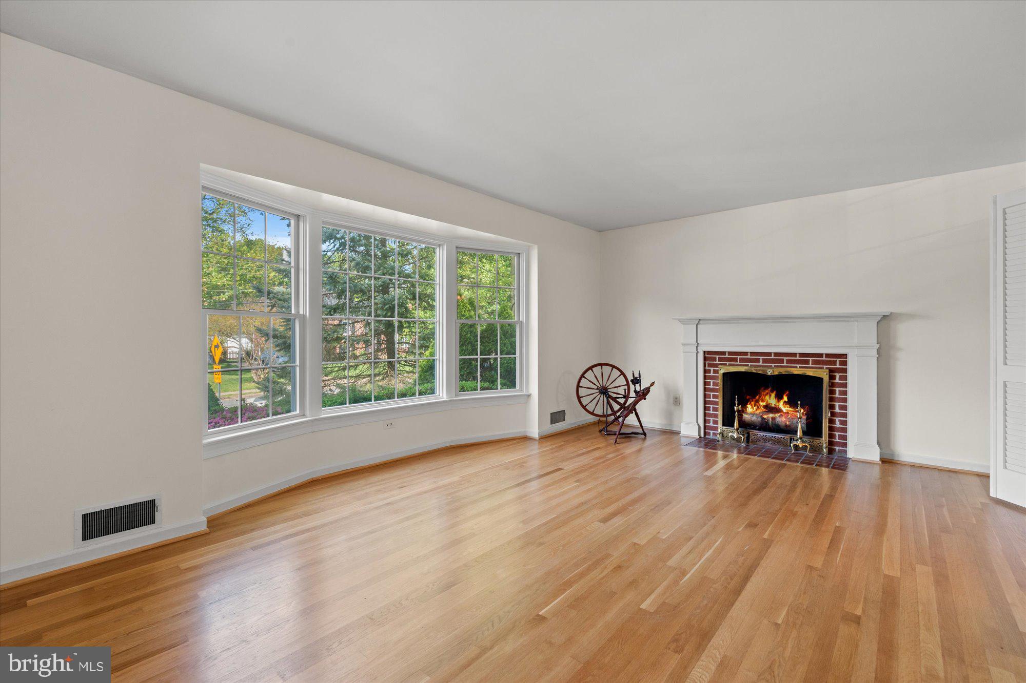 WAYNEWOOD - Residential