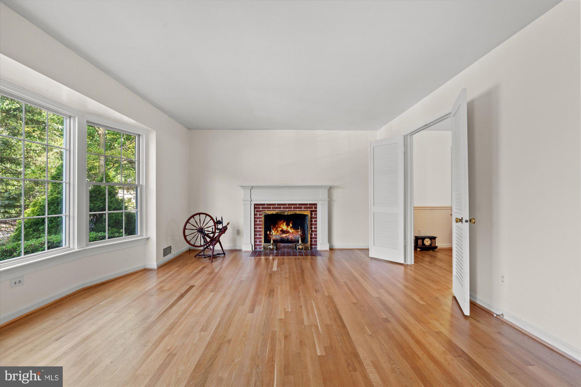 WAYNEWOOD - Residential
