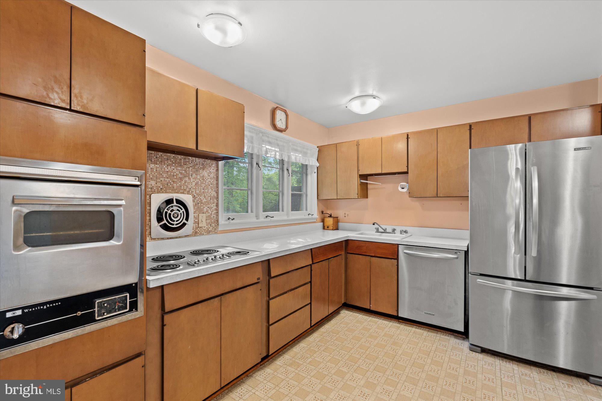 WAYNEWOOD - Residential