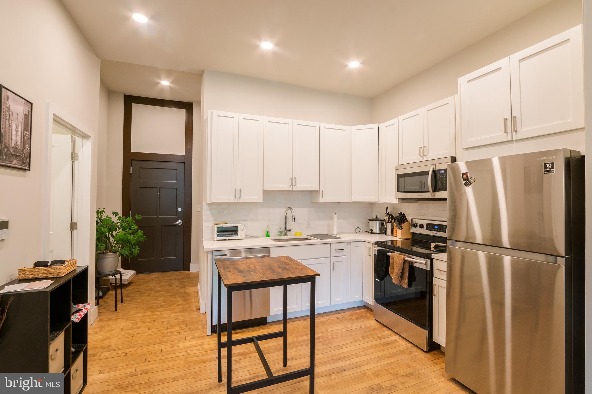 POINT BREEZE - Residential Lease