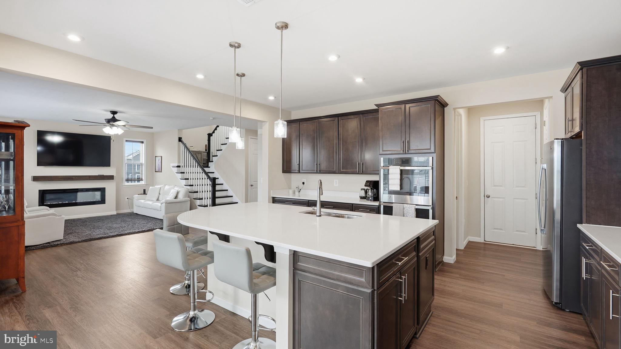 EMBREY MILL - Residential